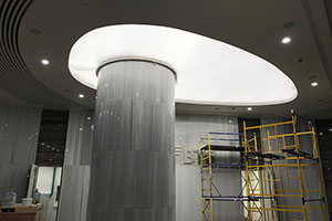 Монтаж световой панели в центральном офисе банка ВТБ